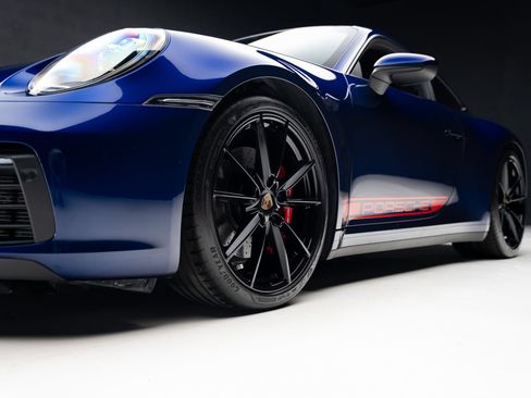Used 2023 Porsche 911 Carrera S RWD image 79