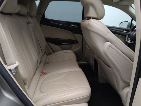 Used 2017 Lincoln MKC Reserve image 19