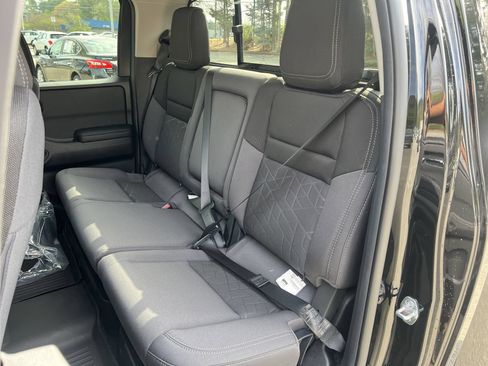 New 2026 Nissan Frontier SV w/ All-Weather Content Package AWD/4WD image 15