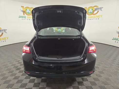 Certified 2023 Chevrolet Malibu LT w/ Midnight Edition image 33