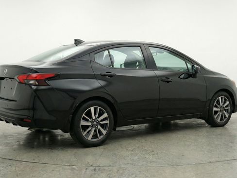 Used 2025 Nissan Versa SV FWD image 9