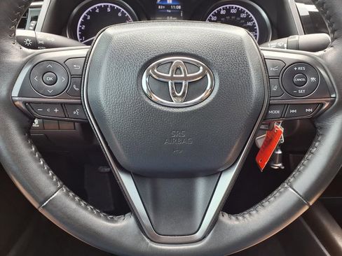 Used 2024 Toyota Camry SE FWD image 15