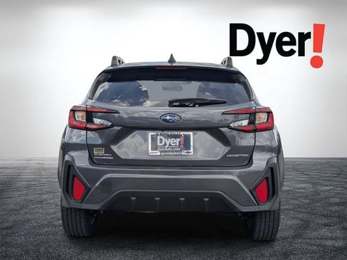 Used 2024 Subaru Crosstrek 2.0i Premium AWD/4WD image 5