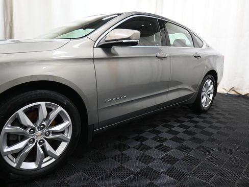 Used 2018 Chevrolet Impala LT FWD image 11