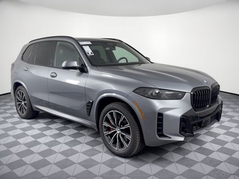 Used 2026 BMW X5 sDrive40i w/ M Sport Package RWD image 7
