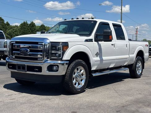 Used 2016 Ford F250 Lariat w/ Lariat Ultimate Package AWD/4WD image 7