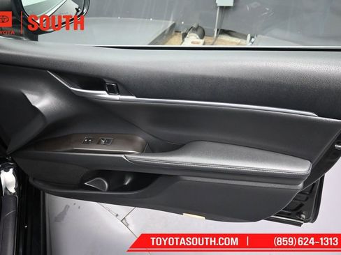 Used 2024 Toyota Camry XSE FWD image 30