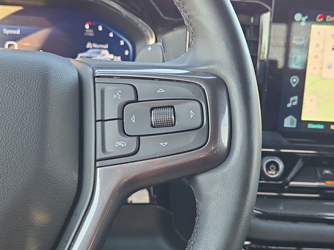 Used 2024 Chevrolet Silverado 1500 ZR2 w/ Technology Package AWD/4WD image 24