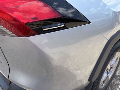 Used 2022 Toyota RAV4 XLE FWD image 5