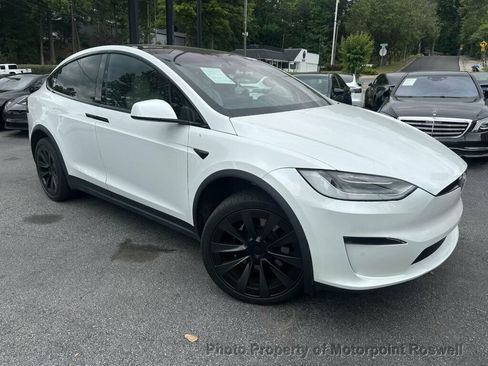 Used 2023 Tesla Model X AWD/4WD image 4