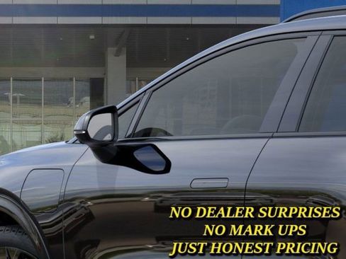 New 2026 Chevrolet Equinox EV RS FWD image 12