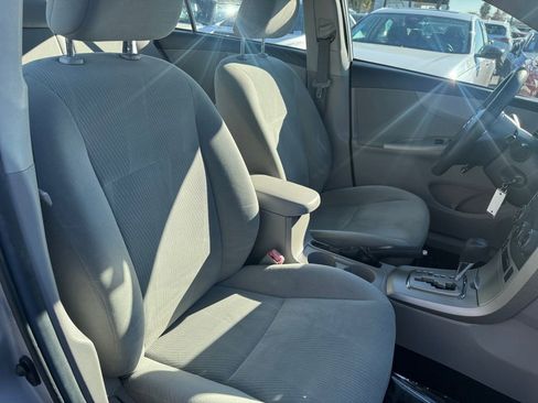 Used 2011 Toyota Corolla LE image 26
