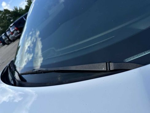 Used 2019 Dodge Challenger SXT RWD image 30