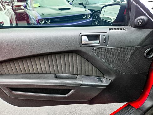 Used 2013 Ford Mustang Boss 302 w/ Boss 302 Accessory Pkg image 17