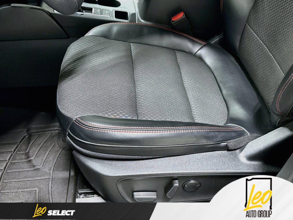 Used 2023 Ford Escape ST-Line w/ Tech Pack #1 AWD/4WD image 22