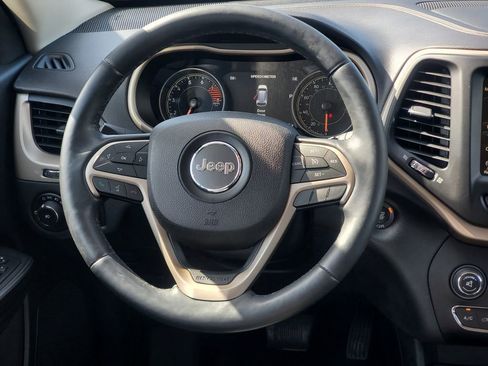 Used 2016 Jeep Cherokee Limited AWD/4WD image 30