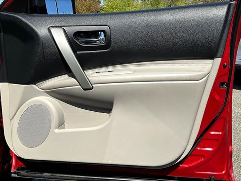 Used 2013 Nissan Rogue SL image 19