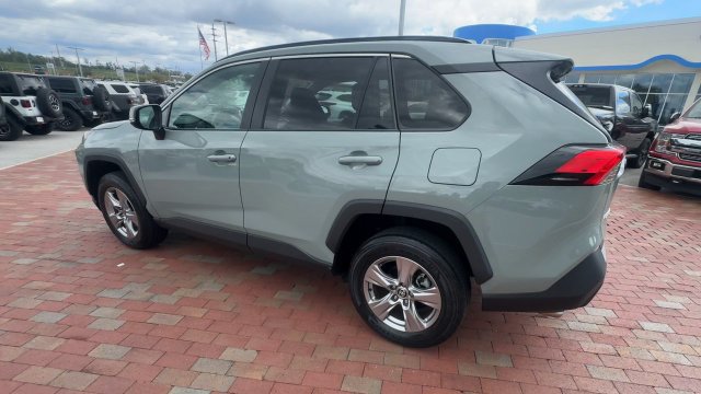 Used 2023 Toyota RAV4 XLE w/ Convenience Package FWD image 8