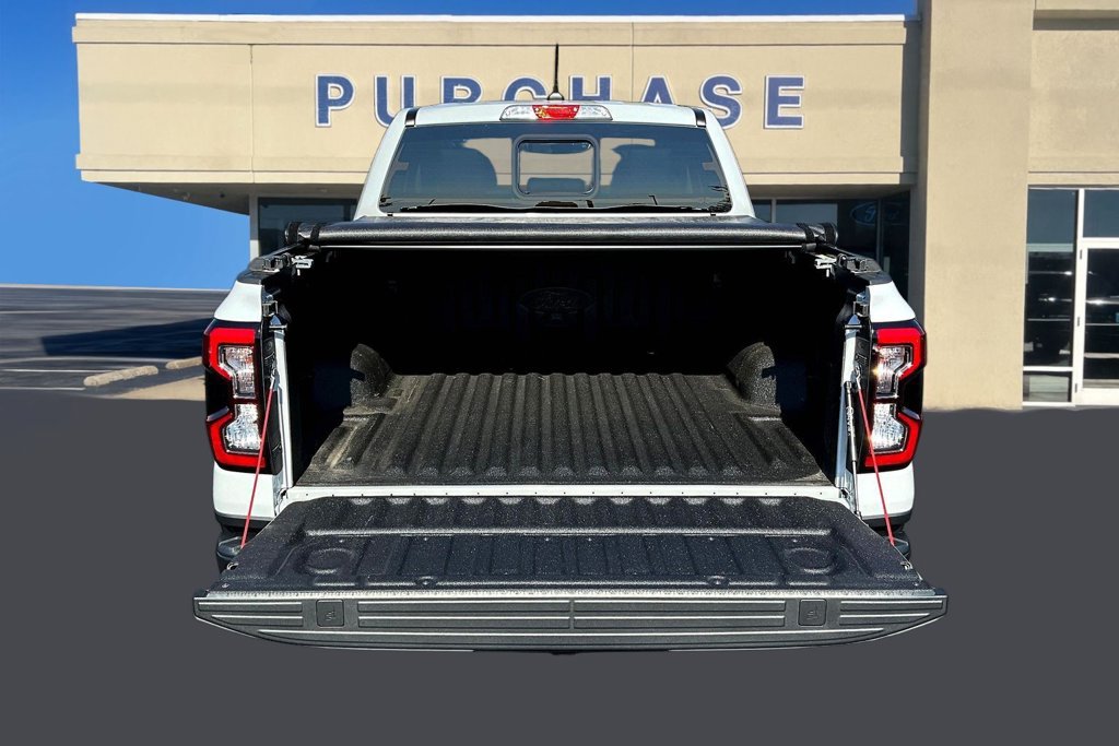 Used 2026 Ford Ranger Lariat w/ FX4 Off-Road Package AWD/4WD image 8