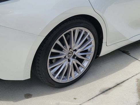 Used 2025 Lexus IS 300 w/ Premium Package RWD image 7