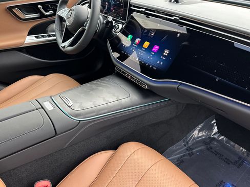 New 2026 Mercedes-Benz E 350 Sedan image 15