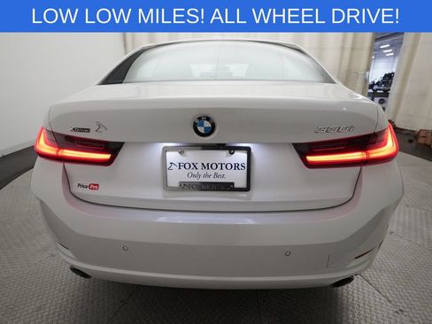 Used 2024 BMW 330i xDrive Sedan AWD/4WD image 25