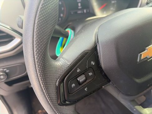 Used 2021 Chevrolet TrailBlazer LS image 17