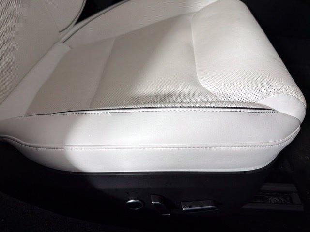 Used 2022 Tesla Model S Plaid AWD/4WD image 32