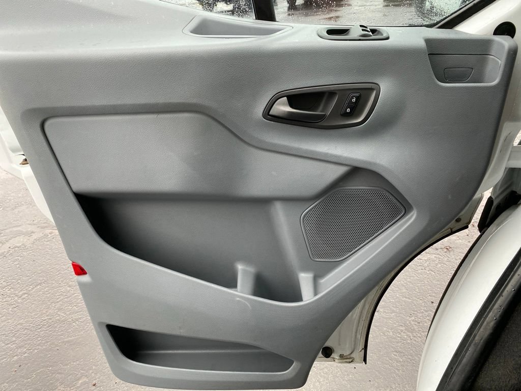 Used 2017 Ford Transit 350 XLT RWD image 26
