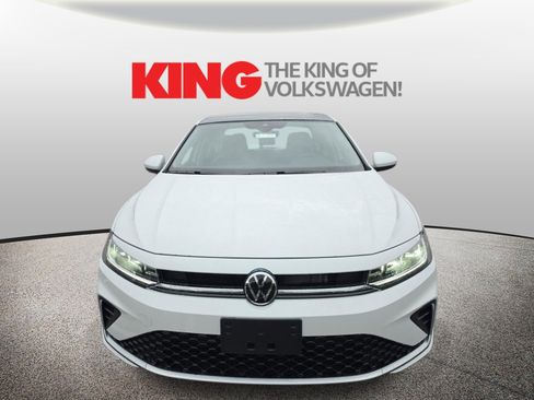 New 2026 Volkswagen Jetta SE FWD image 9