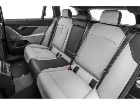 Used 2026 BMW M5 Touring w/ M Driver's Package image 15