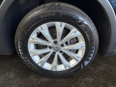 Used 2020 Volkswagen Tiguan S AWD/4WD image 38