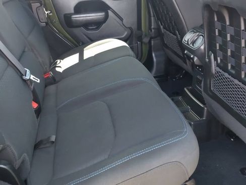 Used 2023 Jeep Wrangler Unlimited Rubicon 4xe w/ Safety Group AWD/4WD image 9