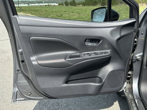 New 2025 Nissan Versa SR image 11