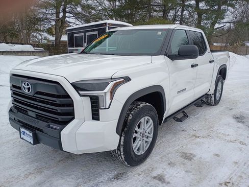 Used 2024 Toyota Tundra SR5 image 3