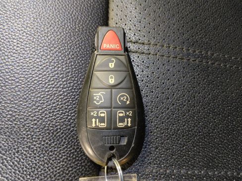 Used 2019 Dodge Grand Caravan GT FWD image 32