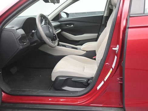 Used 2023 Honda Accord LX image 10