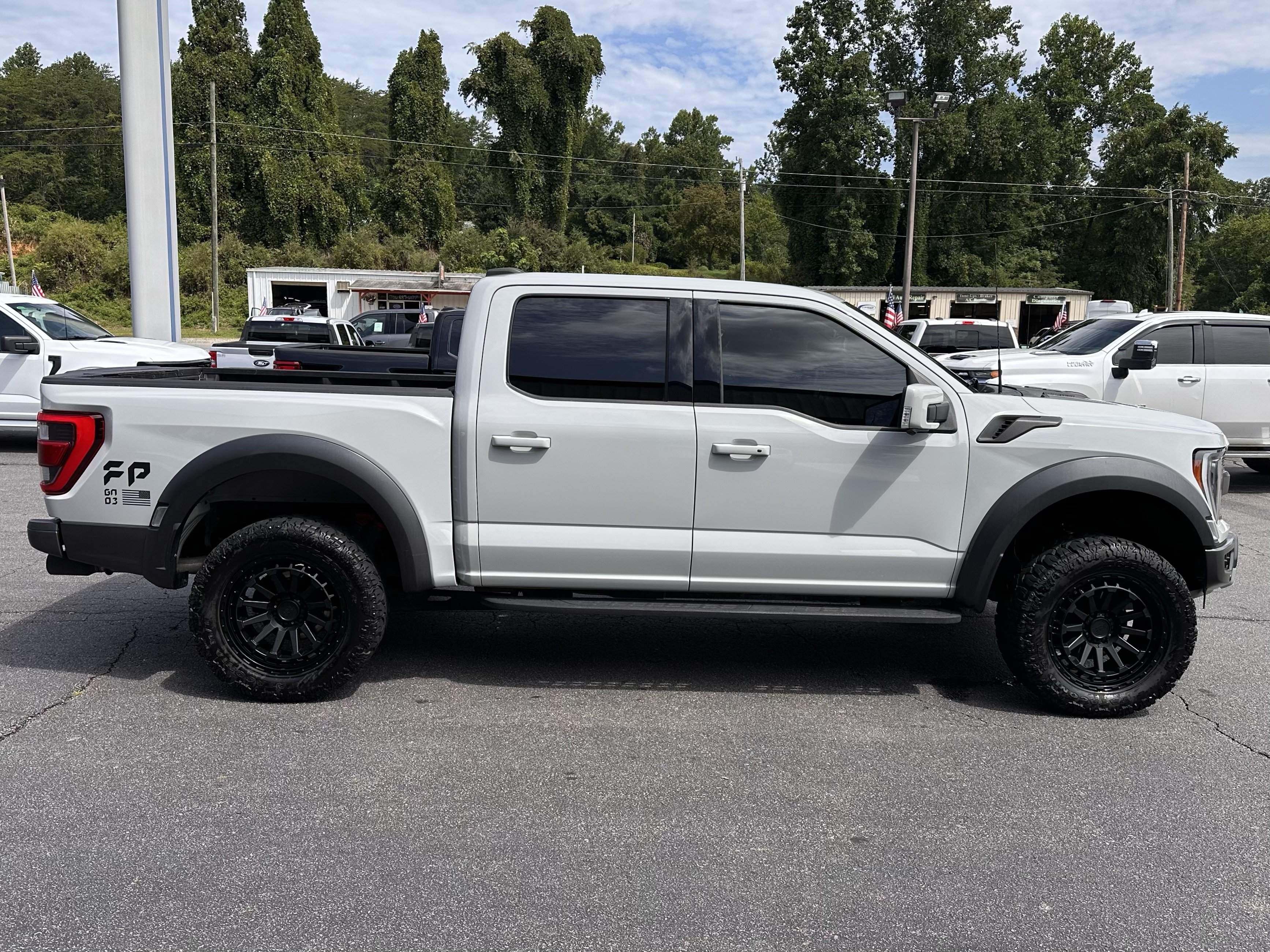 Used 2023 Ford F150 Raptor AWD/4WD image 5