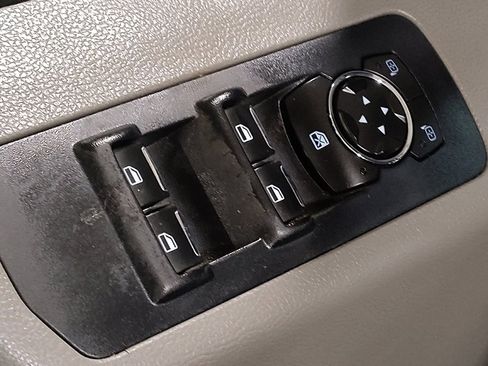 Used 2015 Ford F150 XLT w/ Equipment Group 302A Luxury image 27