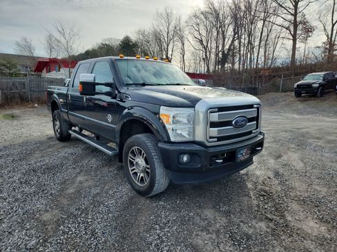 Used 2015 Ford F250 Platinum w/ FX4 Off-Road Package image 7