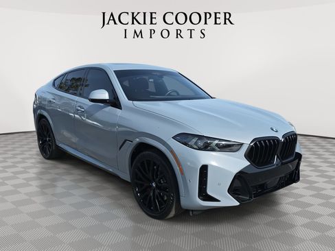 Used 2025 BMW X6 xDrive40i image 3
