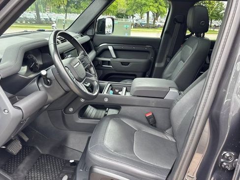 Used 2023 Land Rover Defender 110 X-Dynamic SE AWD/4WD image 16