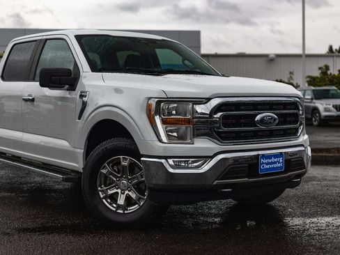 Used 2021 Ford F150 XLT w/ XTR Package image 3