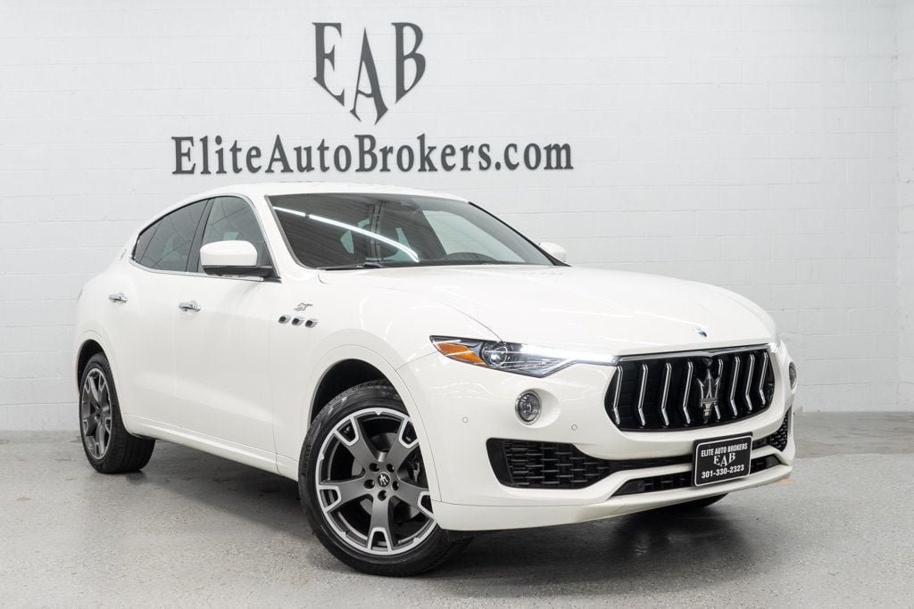 Used 2023 Maserati Levante GT AWD/4WD image 53