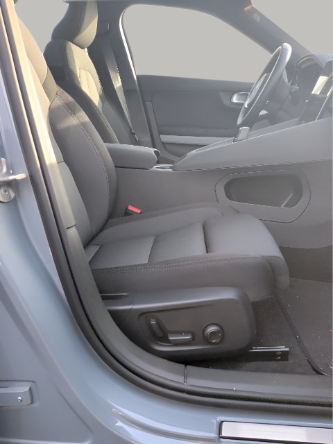 Used 2024 Polestar Polestar 2 RWD image 13