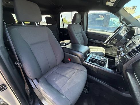 Used 2021 Ford Expedition Max XL AWD/4WD image 3