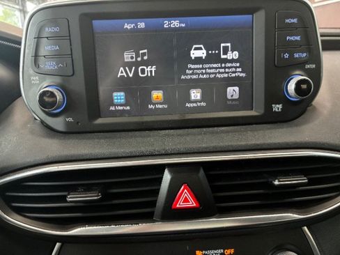 Used 2019 Hyundai Santa Fe SE FWD image 18