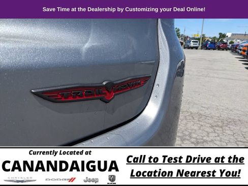 Used 2022 Jeep Compass Trailhawk w/ Trailhawk Convenience Group AWD/4WD image 21