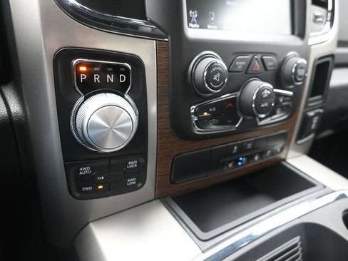 Used 2016 RAM 1500 Laramie w/ Convenience Group AWD/4WD image 30