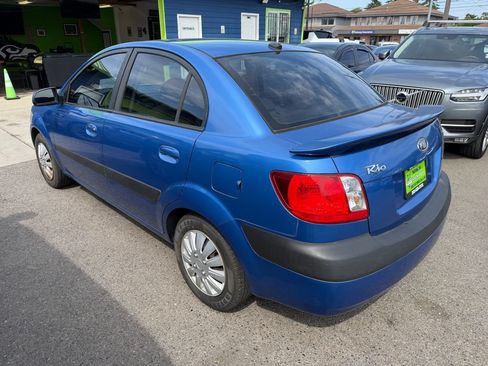 Used 2009 Kia Rio LX FWD image 2